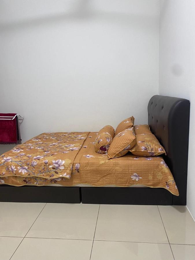 Klia Redza Homestay Kota Warisan Malay Only سيبانغ المظهر الخارجي الصورة